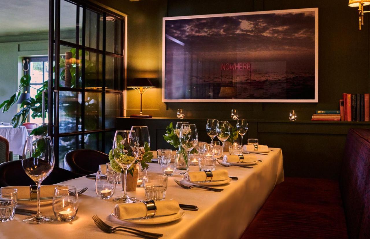 The Mitre, Hampton Court Hotell Kingston upon Thames  Eksteriør bilde The interior of the restaurant