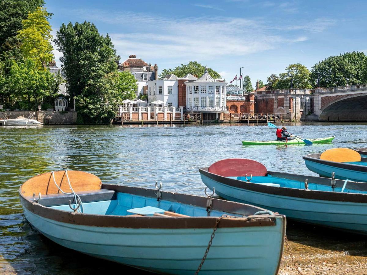 The Mitre, Hampton Court Hotell Kingston upon Thames  Eksteriør bilde The River Wey at Farnham